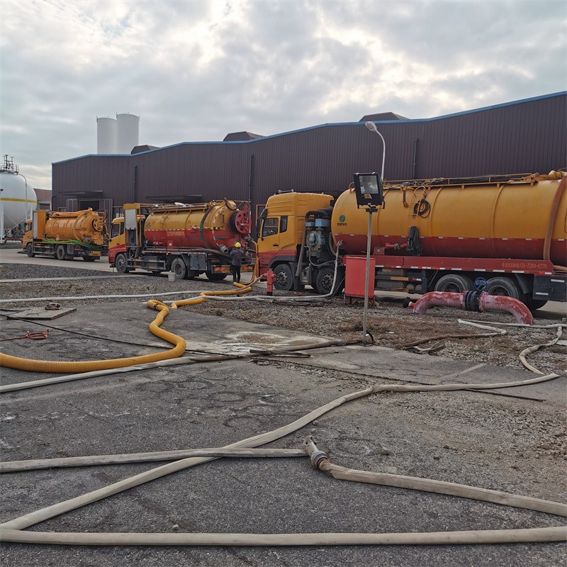 鸡泽污水池清理